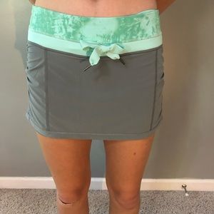 Lululemon skort, grey and mint